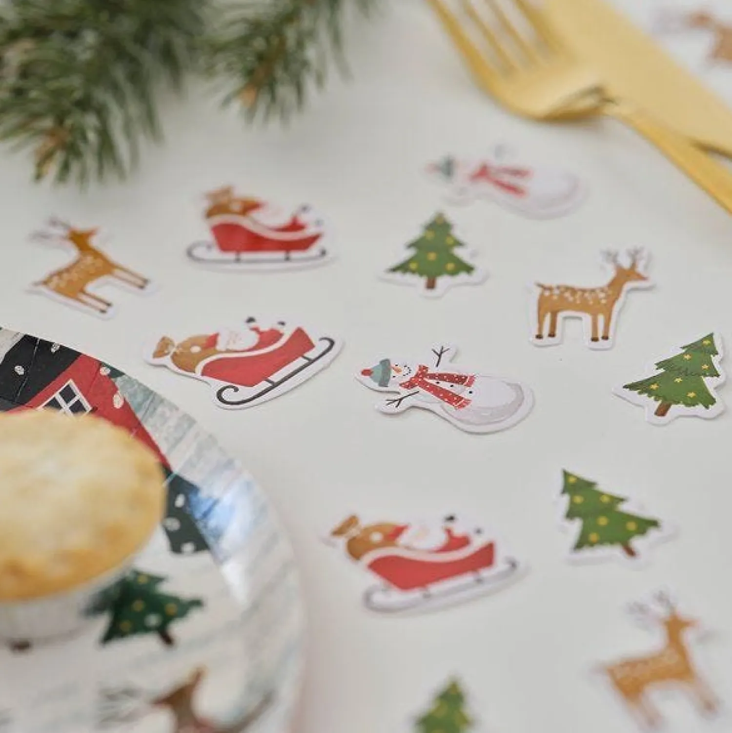 Christmas Character Paper Confetti (13G Pack)<Party Delights