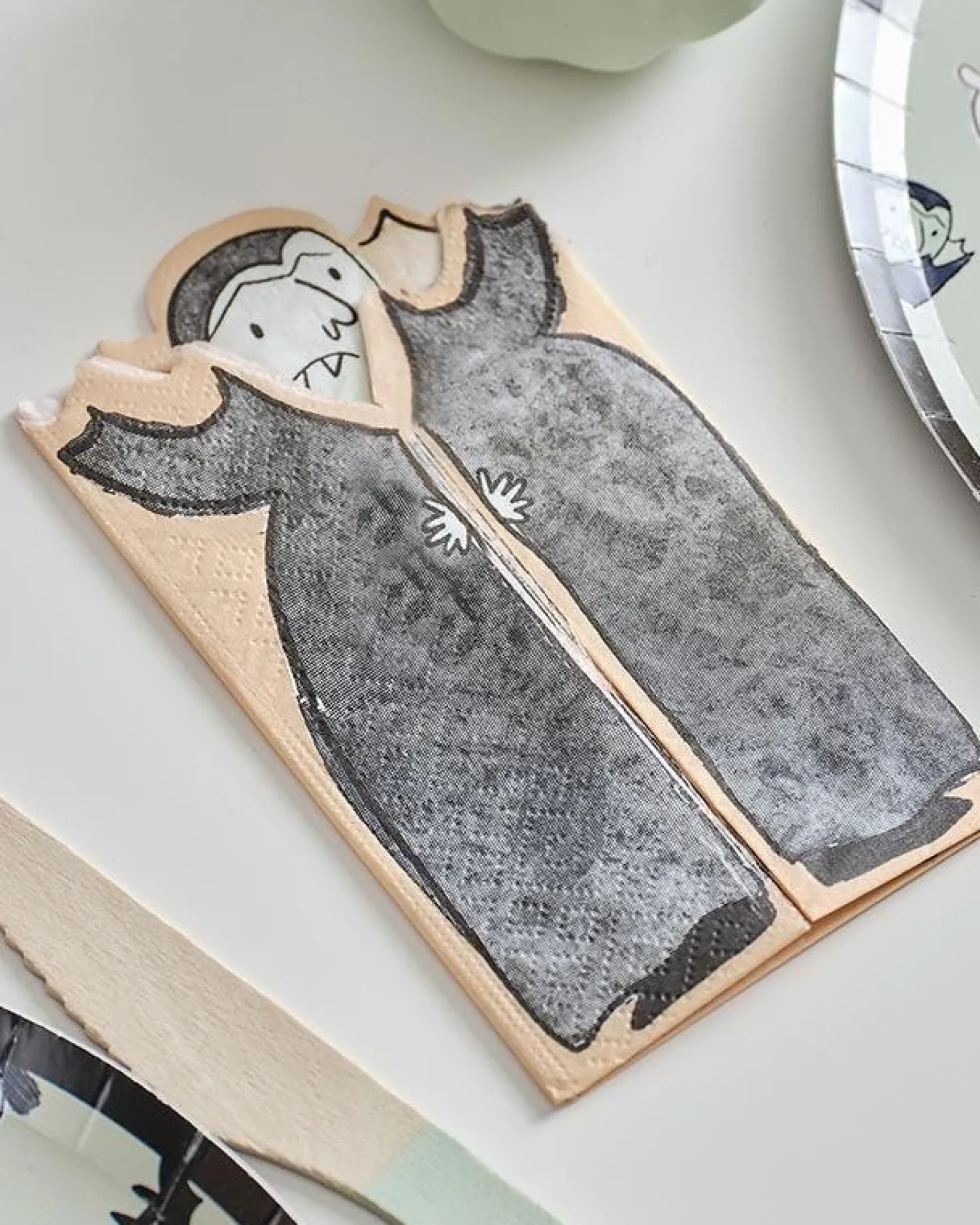 Fold Out Dracula Paper Napkins (16Pk)<Party Delights Online