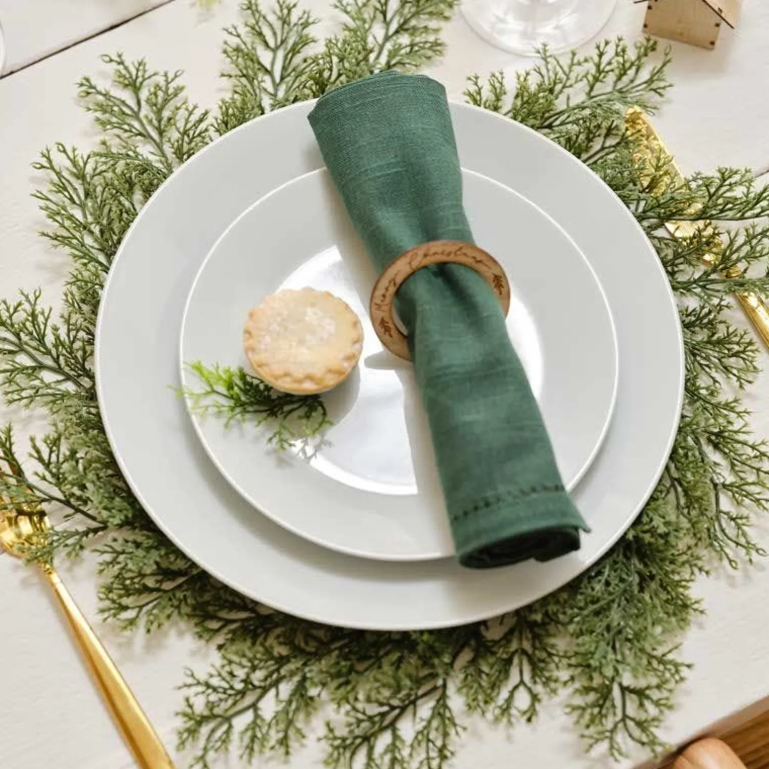 Foliage Christmas Plate Mats - 40Cm (4Pk)<Party Delights