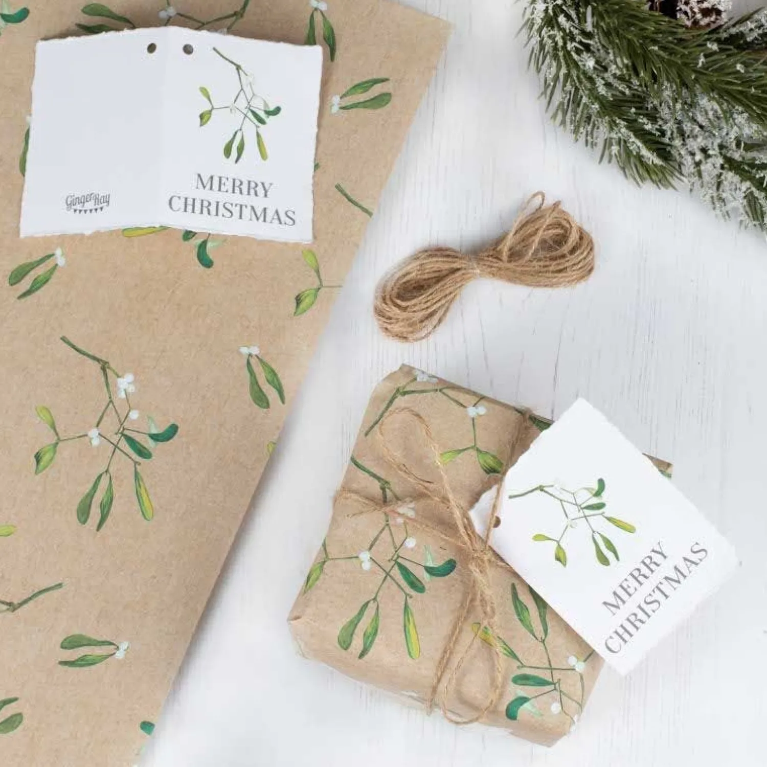 Mistletoe Wrapping Paper Kit With Ribbon & Tags - 2 Sheets (50Cm X 70Cm)<Party Delights Online