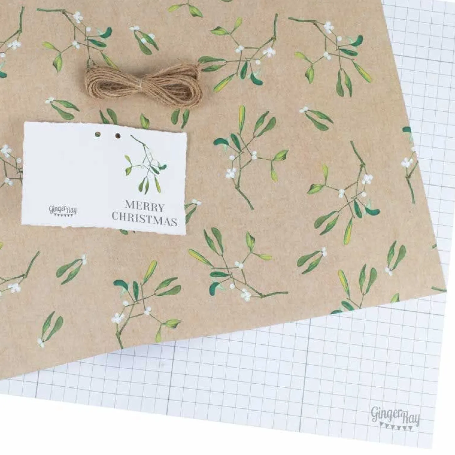 Mistletoe Wrapping Paper Kit With Ribbon & Tags - 2 Sheets (50Cm X 70Cm)<Party Delights Online