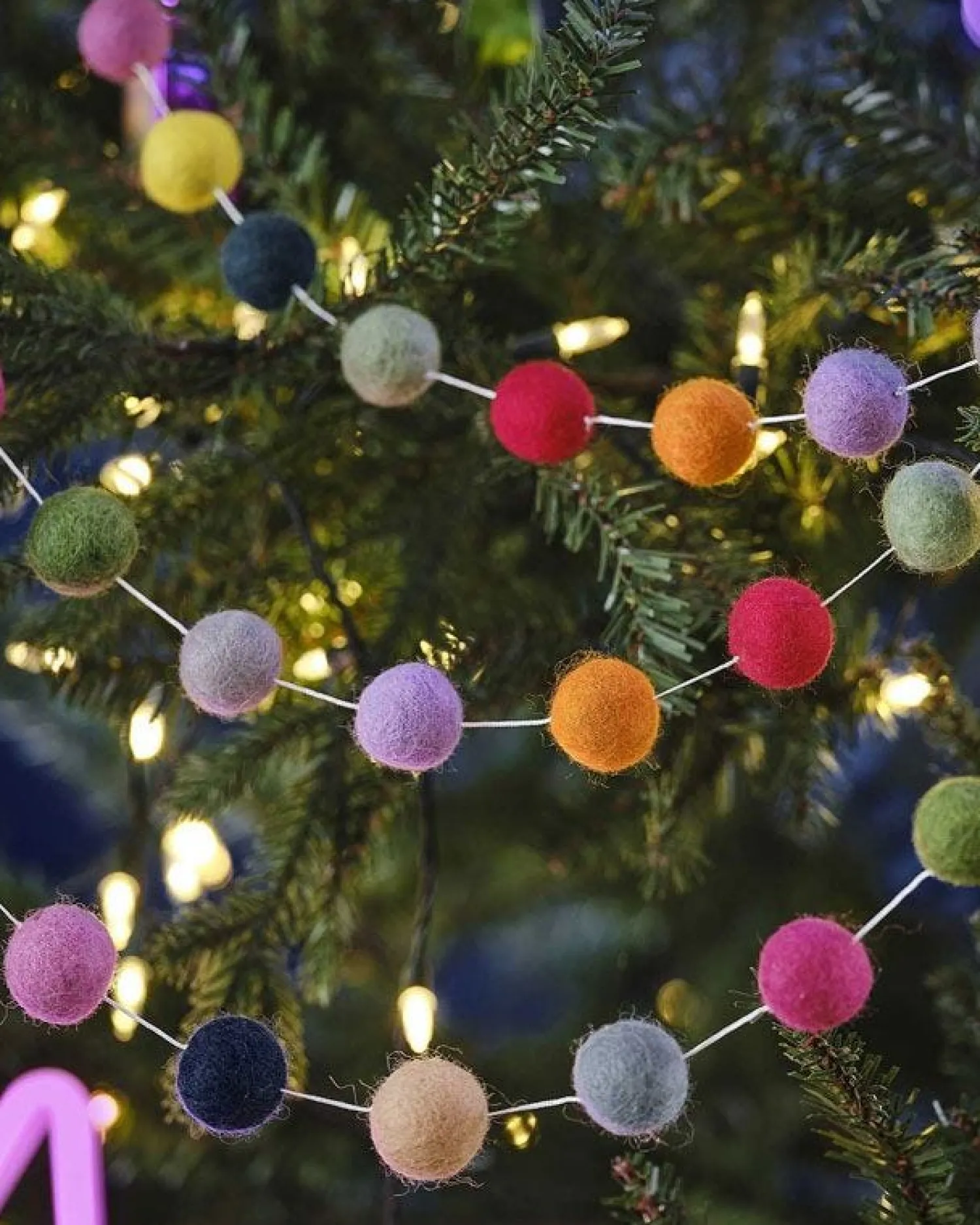 Multicoloured Felt Balls Garland<Party Delights Best
