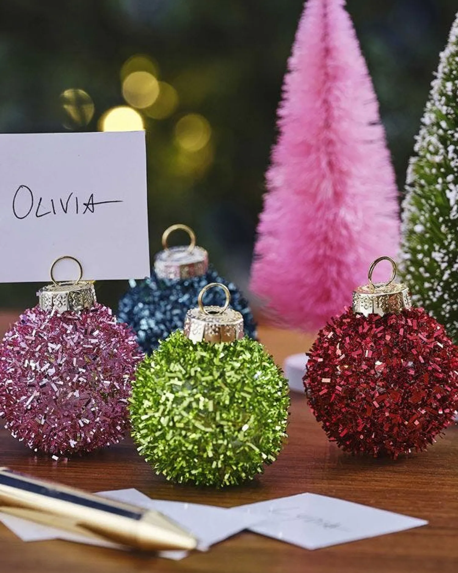 Multicoloured Tinsel Bauble Place Card Holders (4Pk)<Party Delights Clearance