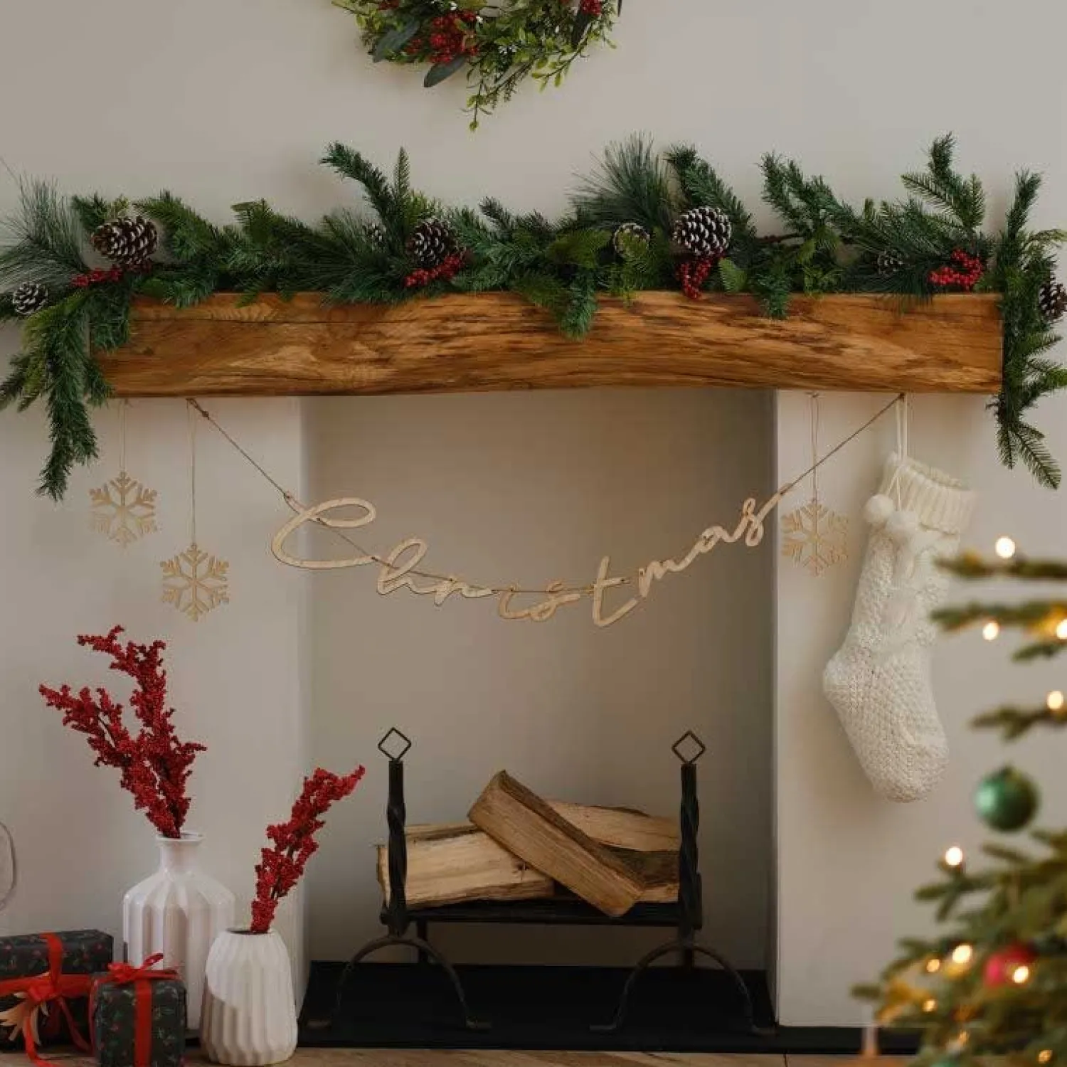 Party Delights Pine Cones & Berries Foliage Garland - 1.8M< Hanging Decorations