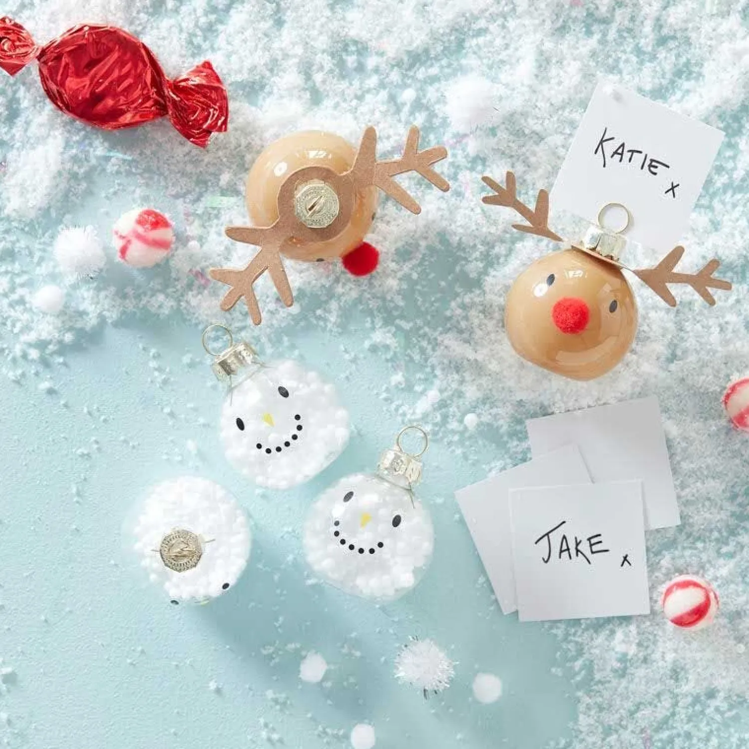 Reindeer & Snowman Christmas Place Card Holders - 6Cm (6Pk)<Party Delights