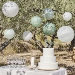 Party Delights Secret Garden White Paper Hanging Decorations (8Pk)< Lanterns