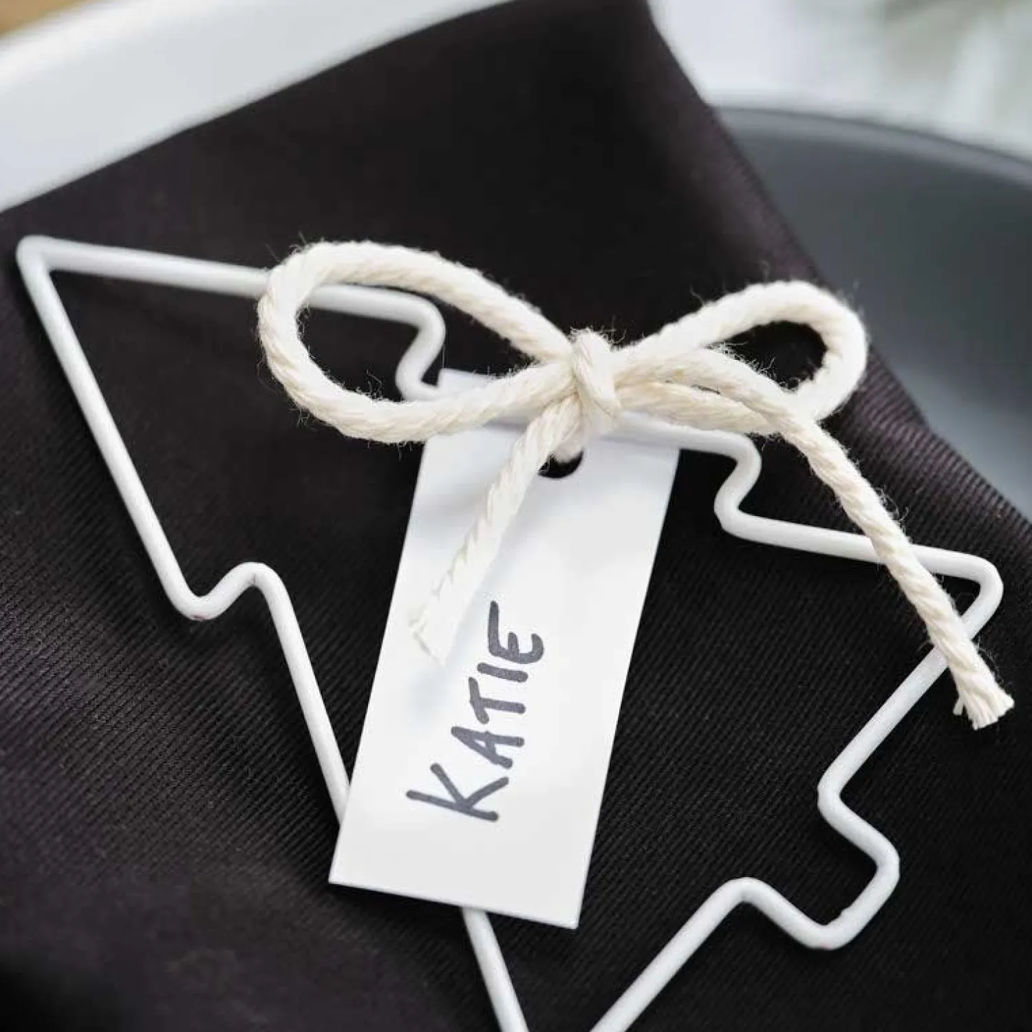 White Wire Christmas Tree Place Card Holder - 11Cm (4Pk)<Party Delights